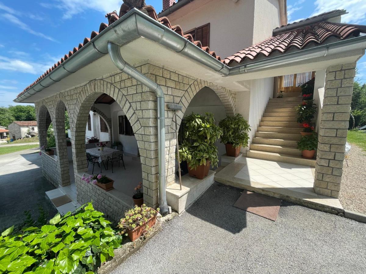 Apartment Benky Pićan Kültér fotó